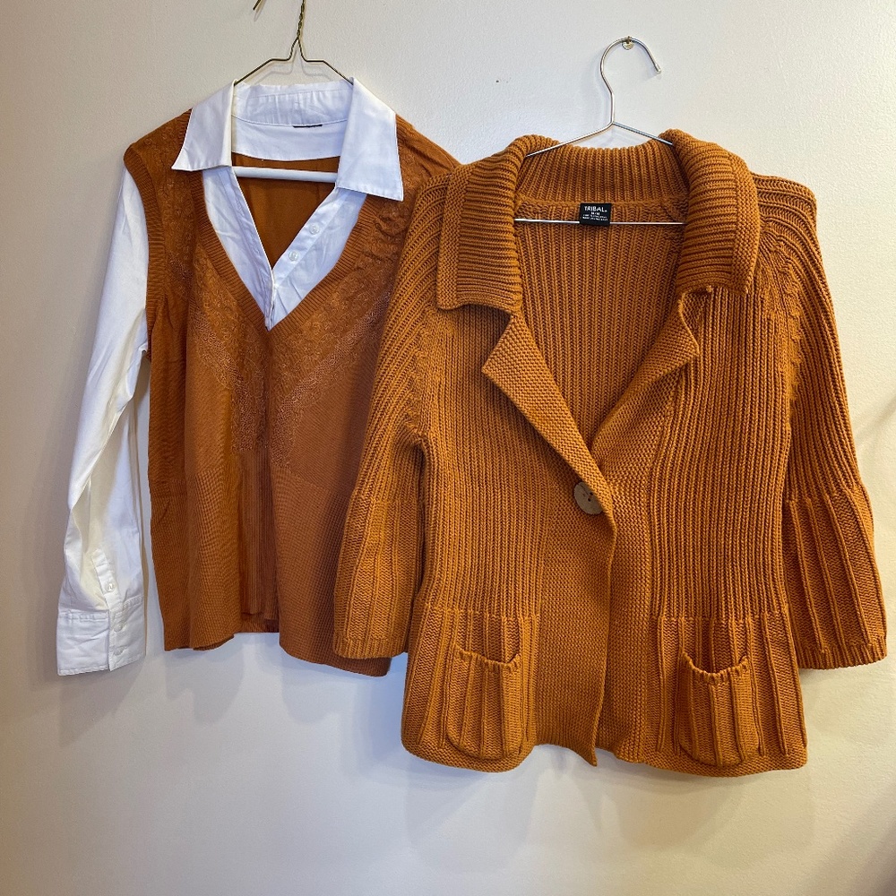 Tribal  2 piece sweater /shirt set orange M